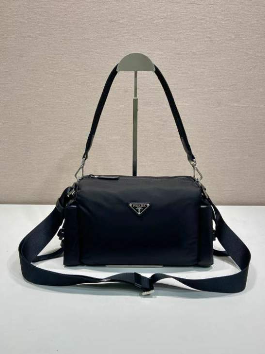 Picture of Prada Handbags _SKUfw231413646fw